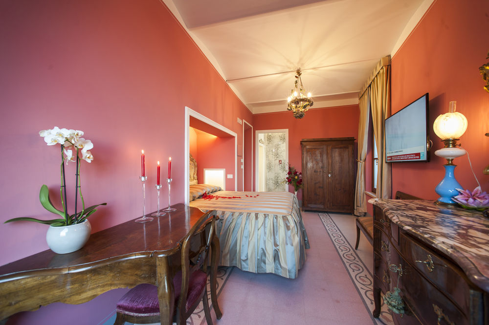 Residenza D'Epoca Palazzo Borghesi Bed & Breakfast Siena Eksteriør bilde